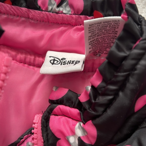 Beautiful Disney Minnie Mouse Winter Vest - Size 2T - Picture 8 of 9